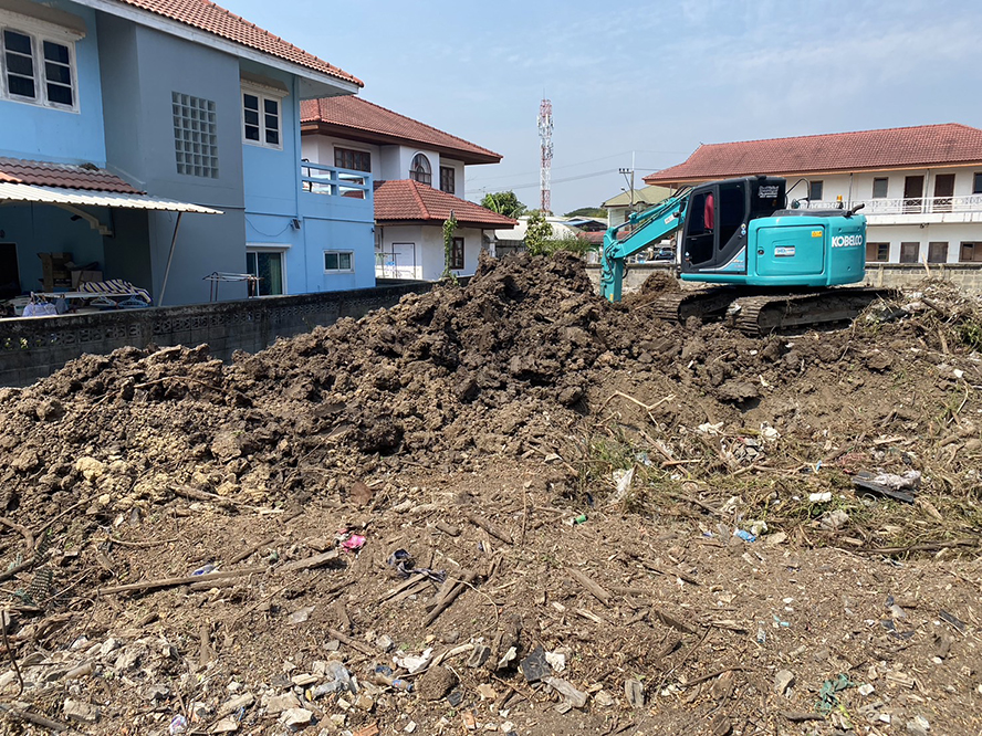 5 - https://โชคศิรินันท์เเท๊กเตอร์.com | บริการรถแม็คโครเล็ก PC30 เเม็คโครใหญ่ PC135 หกล้อดั้มพ์ เเละเทเลอร์ย้ายของ เครียริ่งพื้นที่ ปรับดิน ขุด เจาะ กดเข็ม วางท่อ ถมที่ ย้ายวัสดุก่อสร้าง รับทุบ รื้อ ถอนทุกชนิด รับงานทั่วระยอง